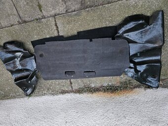 Škoda Favorit černé koberce kufru - 7