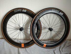 KARBONOVÁ ZAPLETENÁ KOLA DT SWISS 62mm. PC=60.990,- - 7