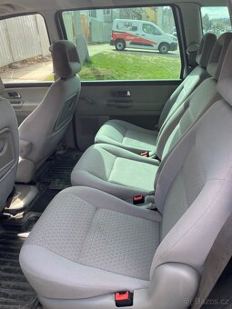 Ford Galaxy - 7