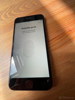 iPhone 2020 SE - 7