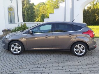 Ford Focus 1.0 92 kw 2012, servis Ford , TOP STAV - 7