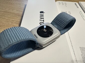 APPLE Watch SE GPS 40mm Silver Aluminium Case - záruka - 7