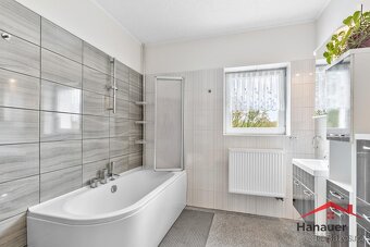 Prodej rodinného domu, Košťany - Střelná, ul. na Hampuši - 7