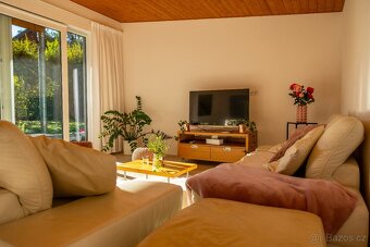 PRODEJ MODERNÍHO RODINNÉHO DOMU V LOUŇOVICÍCH, NEDALEKO PRAH - 7