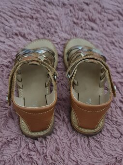 dívčí sandálky nelli blu vel. 31 - 7