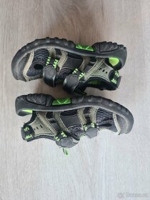 Chlapecké sandálky vel.26 - 7