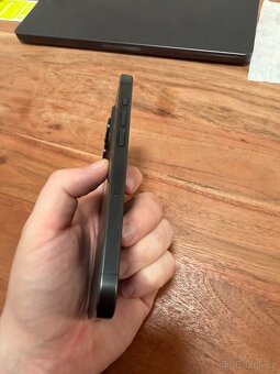 iPhone 15 Pro 128GB - 7