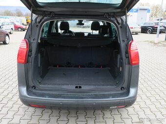 Prodám Peugeot 5008 2.0 HDi 110 kW - 7