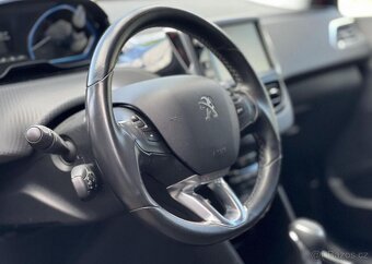 Peugeot 2008 1.2i AUTOMAT NAVI ČR 1.MAJ. automat 81 kw - 7