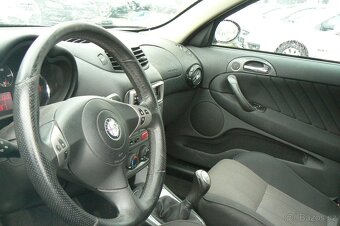 Alfa Romeo 147 1.6 -2006 -3. dveř. - 7