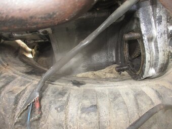 válce, motor, hlavy a náprava s uzávěrkou Multicar M 22 - 7