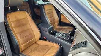 VW Touareg 3,0 TDi 165kW 24v V6 4x4 Individuál - 7