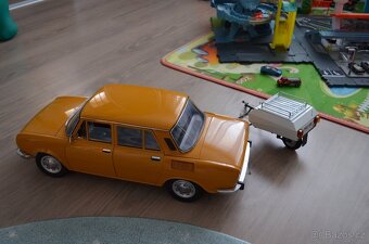Škoda 100 model Deagostini 1:8 - 7