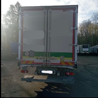 Iveco 120E25 - 7
