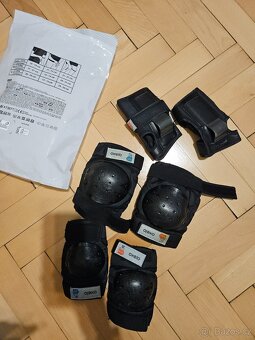 Rostoucí brusle Rollerblade vel. 33-36,5 - 7