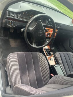 Mercedes-Benz - 7