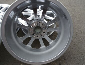 Disky originál Mercedes 17", rozteč 5x112,ET 38, šíře 6,5J - 7