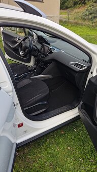 Peugeot 2008, r. v. 2017 – 1. majitel, najeto 85 542 km - 7