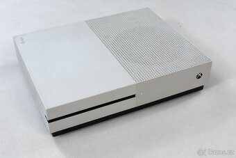 Microsoft Xbox One S 1TB - 7