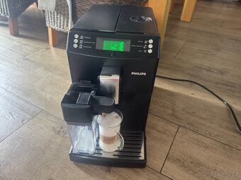 Automatický kávovar presovač philips saeco - 7