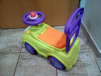 Odrážedlo auto zelené autíčko - 7