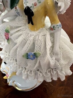 porcelanova figurka - 7