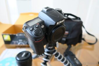 Nikon D7000 + objektiv a příslušenství - 7