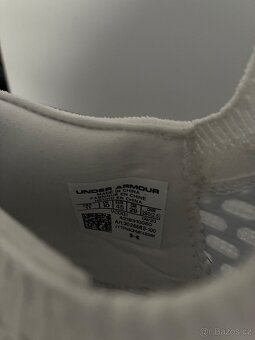 Under Armour Hovr Phantom 3 SE boty - 7