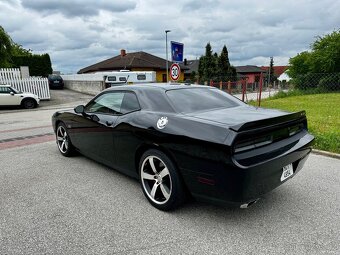 Dodge Challenger 6.4 SRT 392 - 7