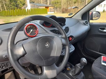 Twingo R.V 2010 PLNÝ SERVIS.Klimatizace.NEHAVAROVANÉ 2xklíč - 7
