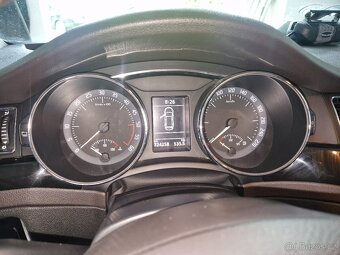 Superb laurin a clement ,panorama2.0 125 kw.dsg - 7