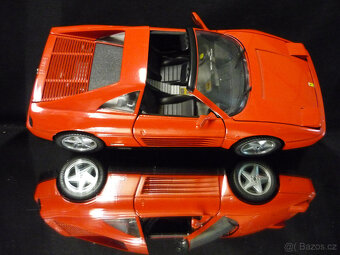 Ferrari 348 s výklopnými světly MIRA 1/18 - 7