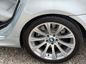 BMW M5 E60 V10 (NUTNO ČÍST-VIDĚT) 2005 ORIG STAV - 7