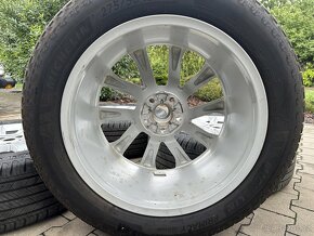 Range Rover original kola 275/50 R21 - 7