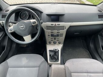 Opel Astra 1 6i benzín kombi - 7