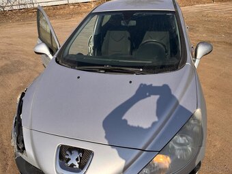 Peugeot 308 1.6HDI 66KW Dily z vozu - 7