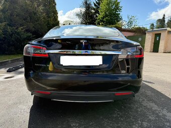 Tesla model S 85 free supercharger nové baterie Autopilot - 7