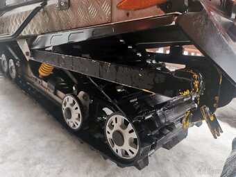 Sněžný skútr Lynx rotace 1200 - 7