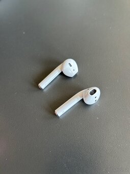 Apple Airpods 2 - 2024 - 7