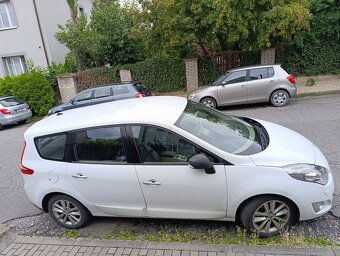 Renault grand Scénic - 7
