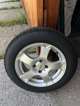 Opel Corsa 1.4 , 64kW (2011) – edice 111 let Opel - 7