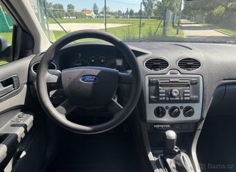 FORD FOCUS 1.6 74 KW TREND - BENZÍN - 7