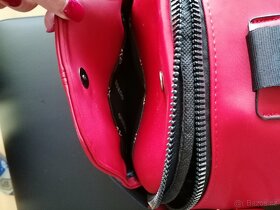 Červený batůžek /kabelka - 7