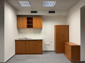 Obchodní prostory v centru Jablonce nad Nisou - pasáž CORSO - 7