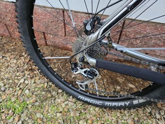 SCOTT ASPECT kolo vel.L ,po servisu,nové pláště,super stav - 7