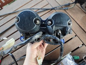 Suzuki GS 500 - díly - karburátory - 7