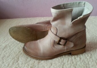 7x NOVÉ dámské boty - 7