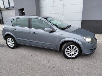 ASTRA 1.4 16V,  135000km-DOLOŽENO, původ ČR,  VELMI SOLIDNÍ - 7