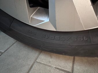 Zimní pneu 195/65/15 5x112 s diskem Goodyear - 7
