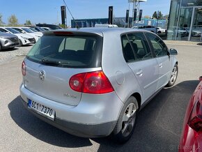 Volkswagen Golf 2.0TDI 103kW - 7